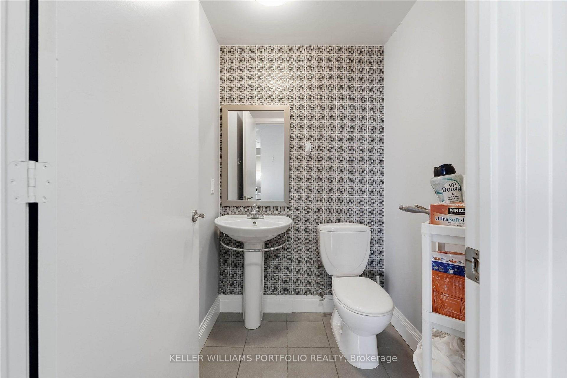 Photo 26 of Unit 4111, 2191 Yonge Street, Toronto, Mount Pleasant West — HOMEH