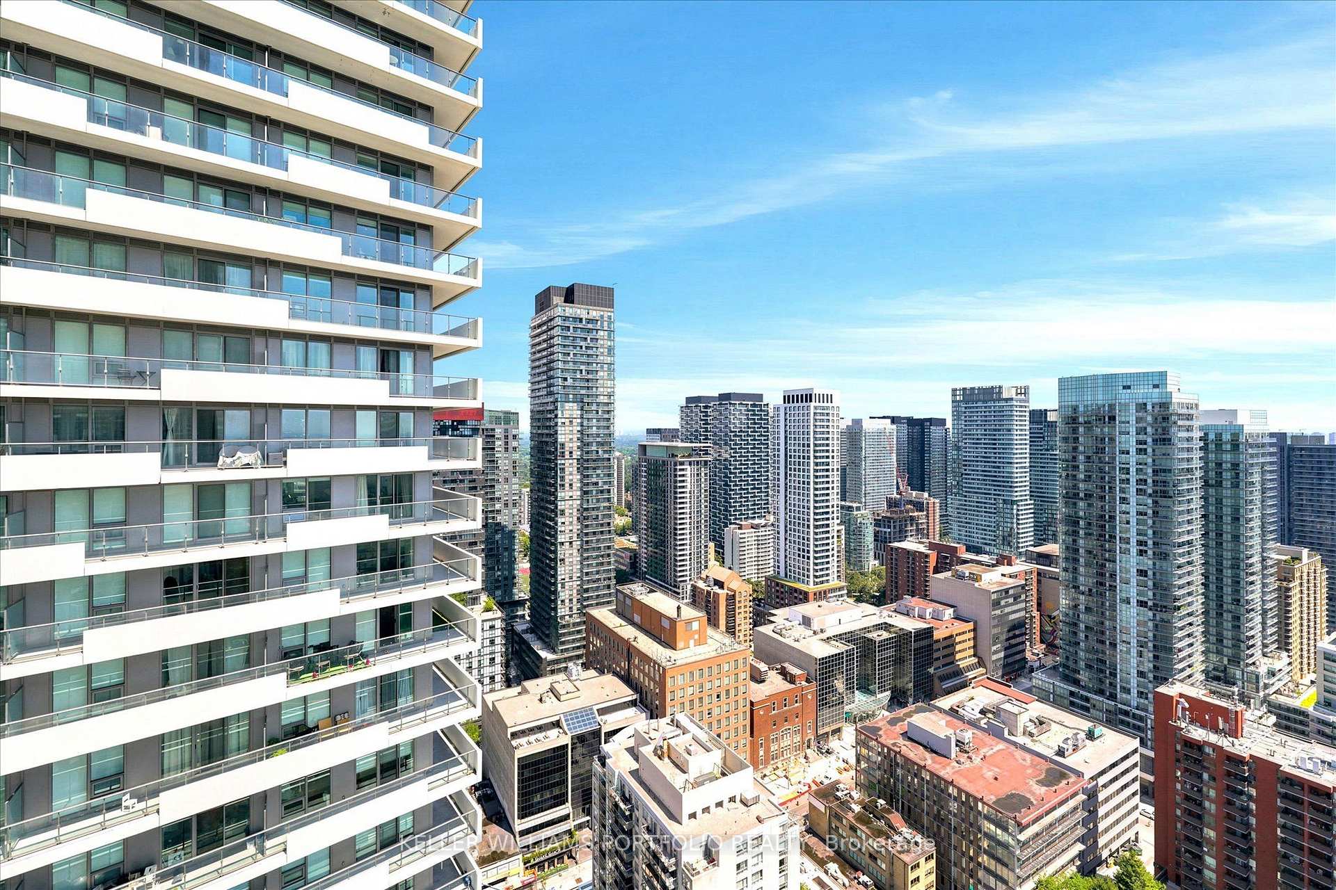 Photo 32 of Unit 4111, 2191 Yonge Street, Toronto, Mount Pleasant West — HOMEH