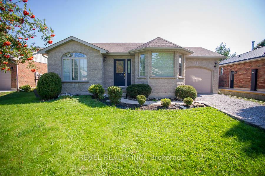 Photo 1 of 6 Geoffery Road, Norfolk, Port Dover — HOMEH