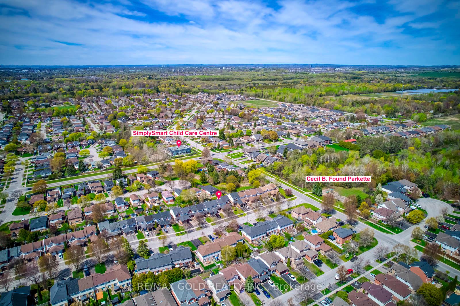 Photo 3 of 48 Pidduck Street, Clarington, Courtice — HOMEH