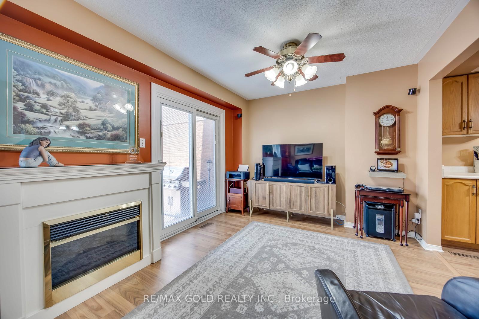 Photo 12 of 48 Pidduck Street, Clarington, Courtice — HOMEH