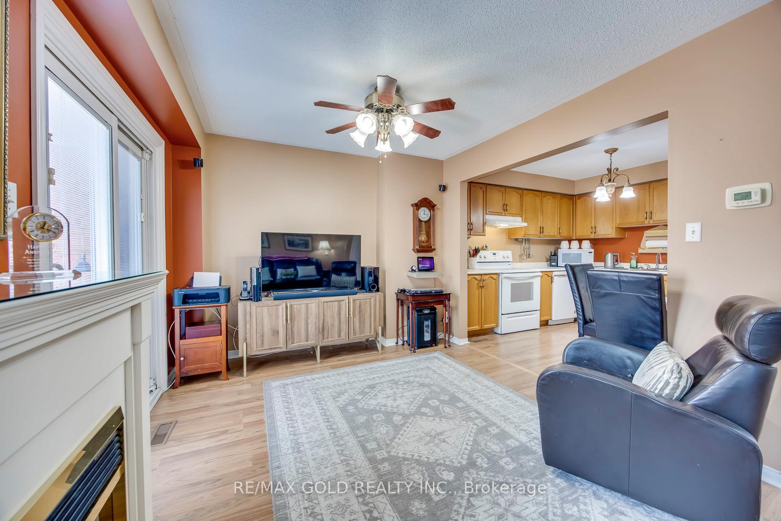 Photo 15 of 48 Pidduck Street, Clarington, Courtice — HOMEH