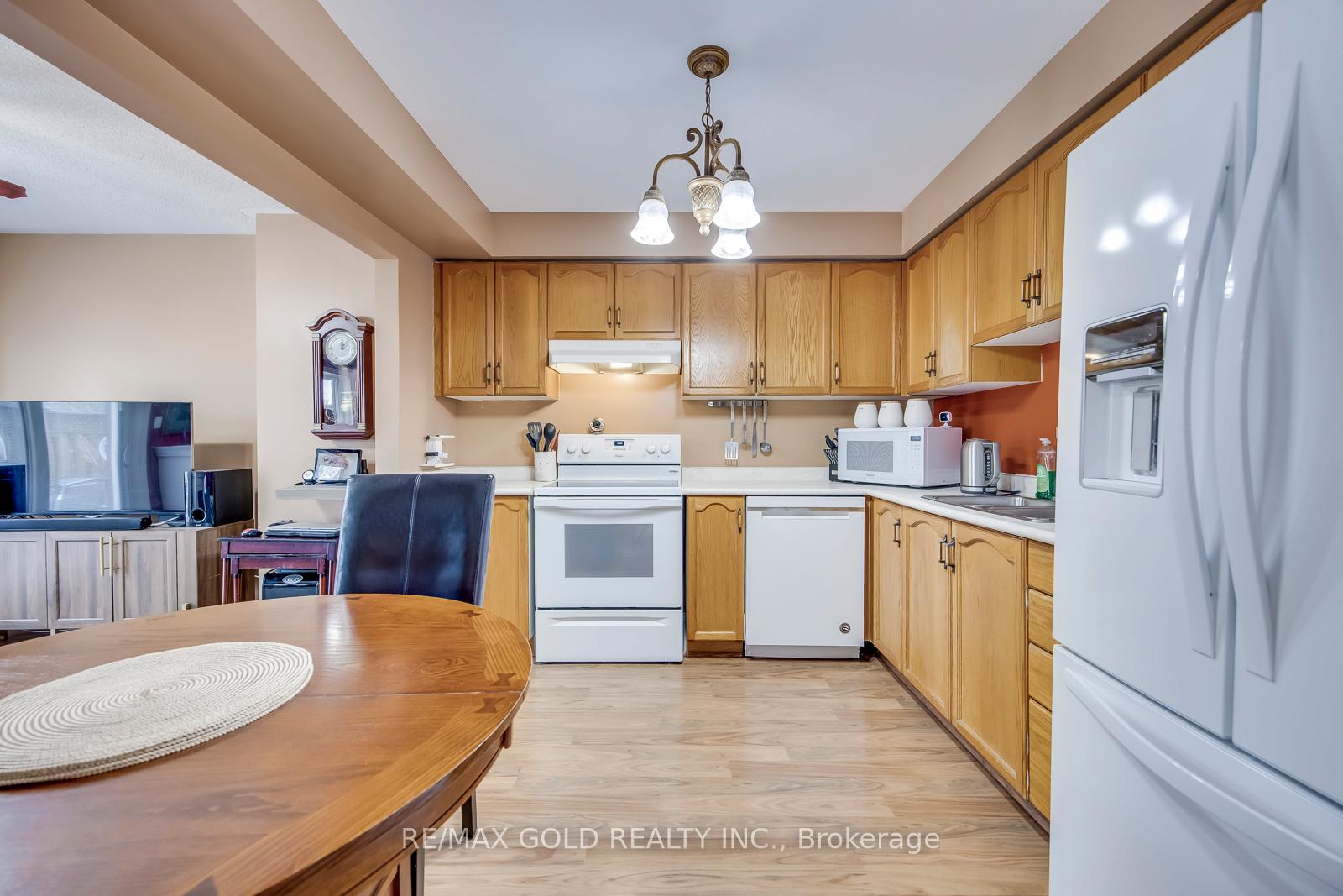 Photo 19 of 48 Pidduck Street, Clarington, Courtice — HOMEH