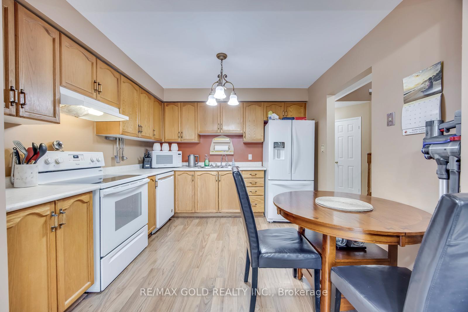 Photo 24 of 48 Pidduck Street, Clarington, Courtice — HOMEH