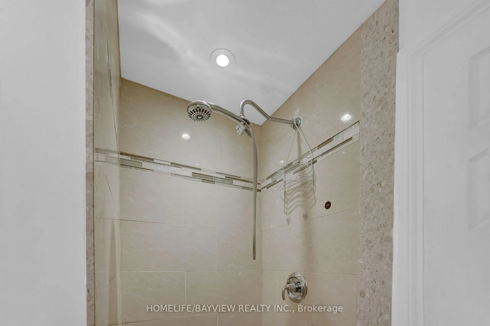 Photo 14 of 22 Hoover Drive, Markham, Aileen-Willowbrook — HOMEH
