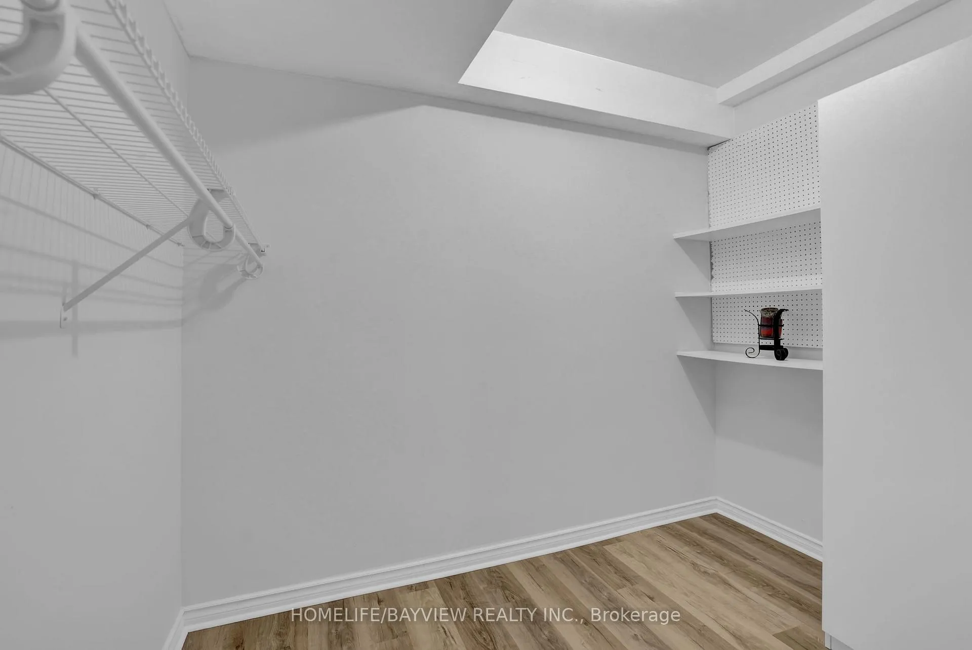Photo 16 of 22 Hoover Drive, Markham, Aileen-Willowbrook — HOMEH