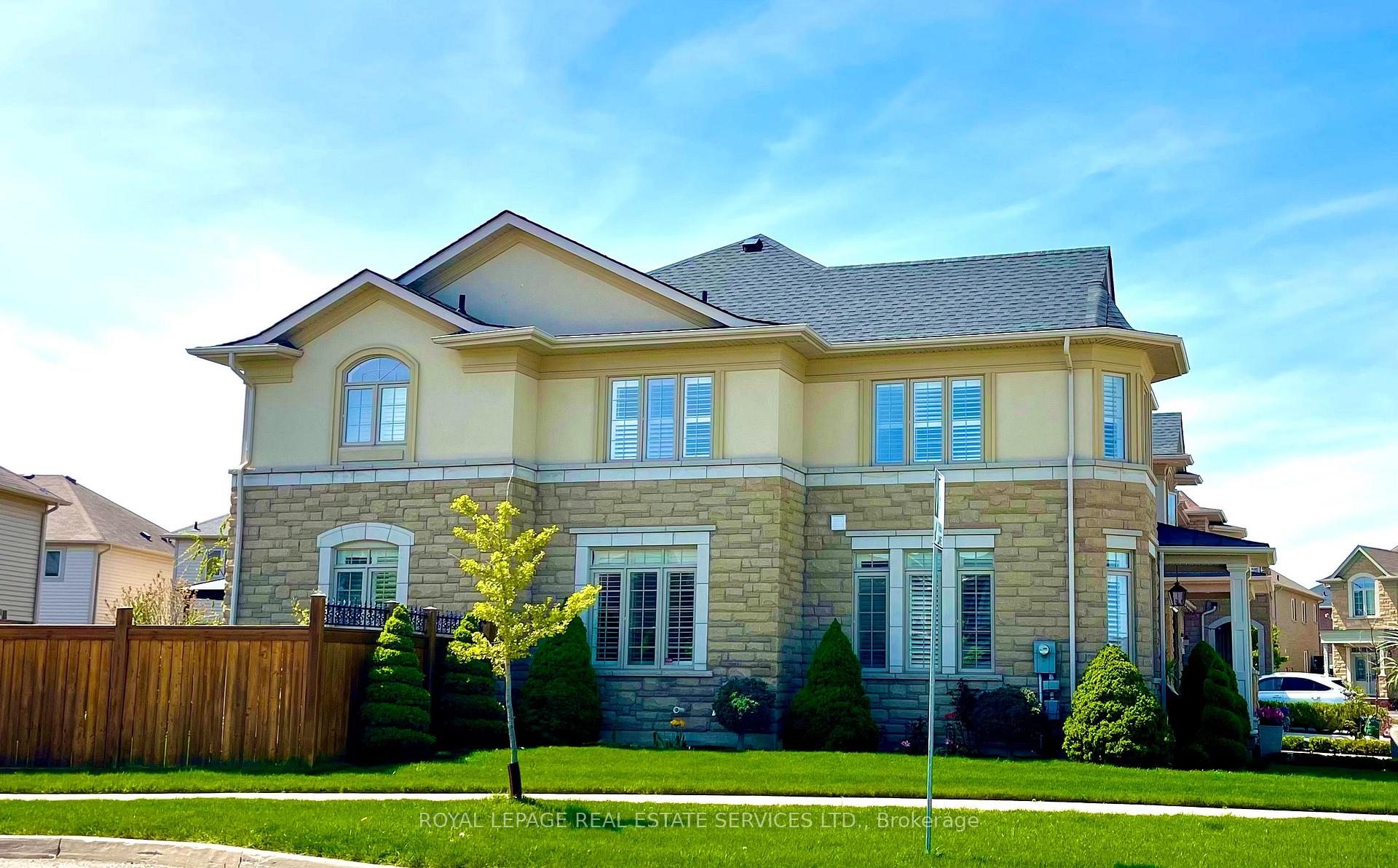 Photo 2 of 4710 Tassie Road, Burlington, Alton — HOMEH