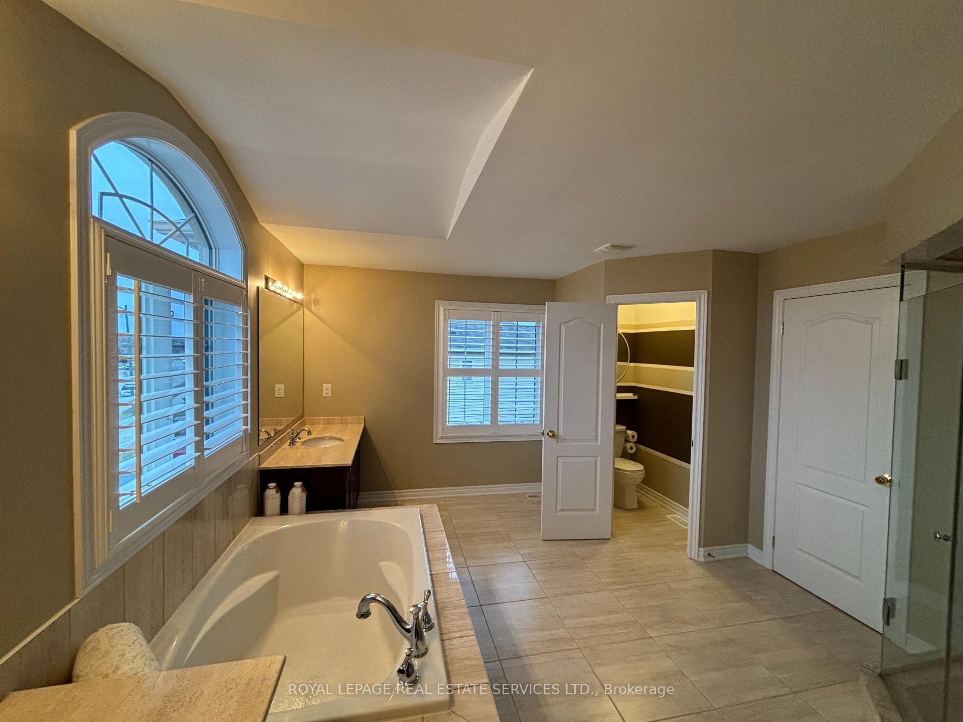 Photo 18 of 4710 Tassie Road, Burlington, Alton — HOMEH