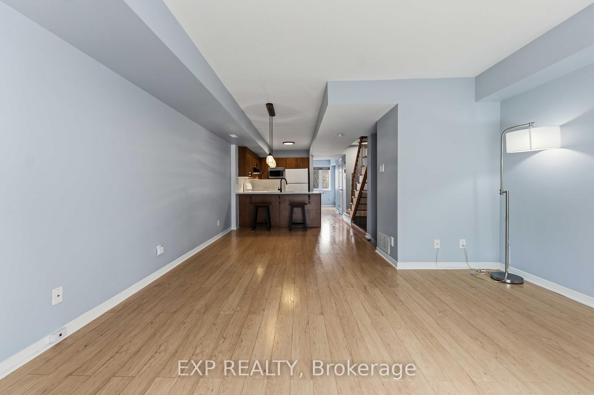 Photo 7 of 81 Strathaven Private, Ottawa, Cyrville — HOMEH