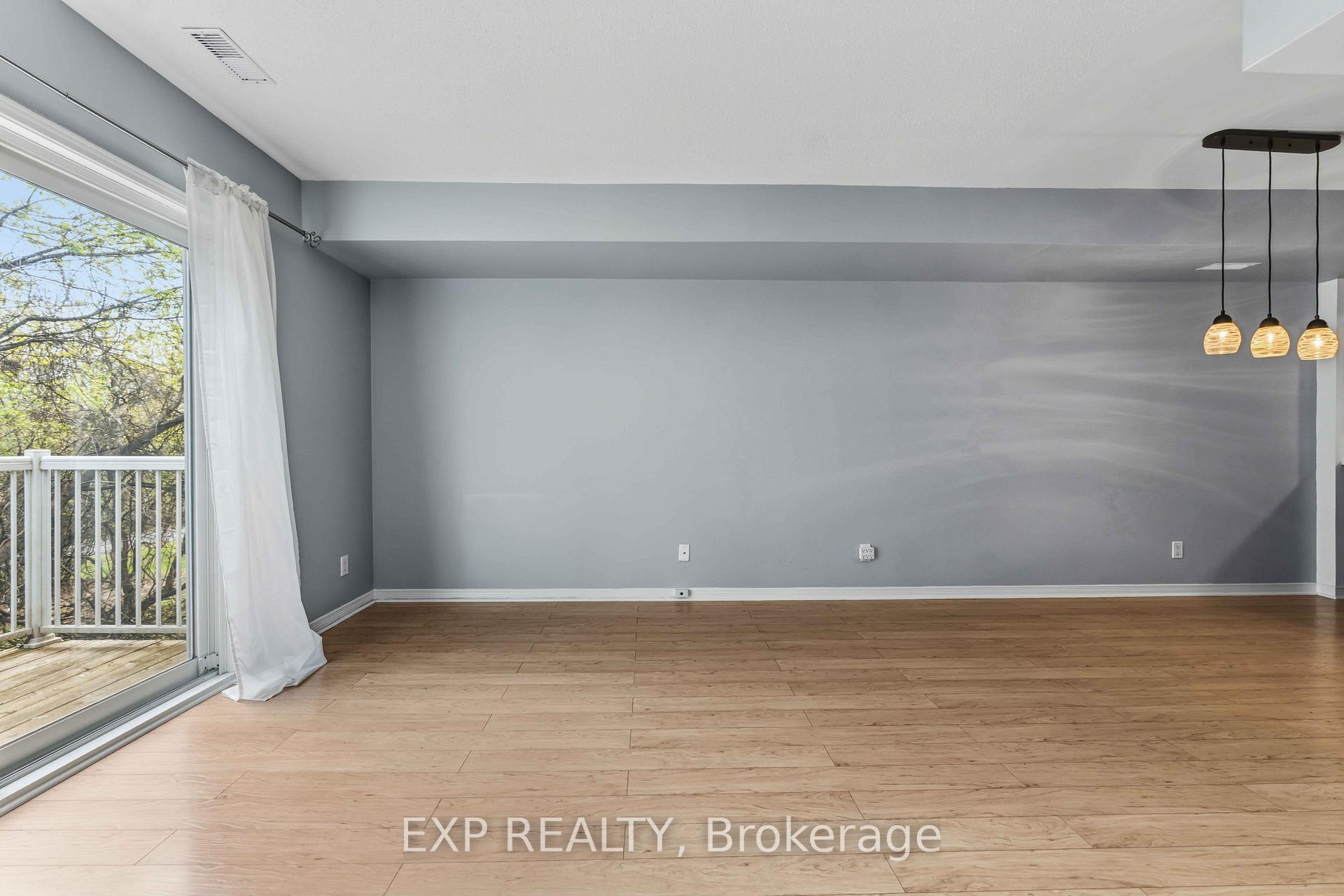 Photo 13 of 81 Strathaven Private, Ottawa, Cyrville — HOMEH