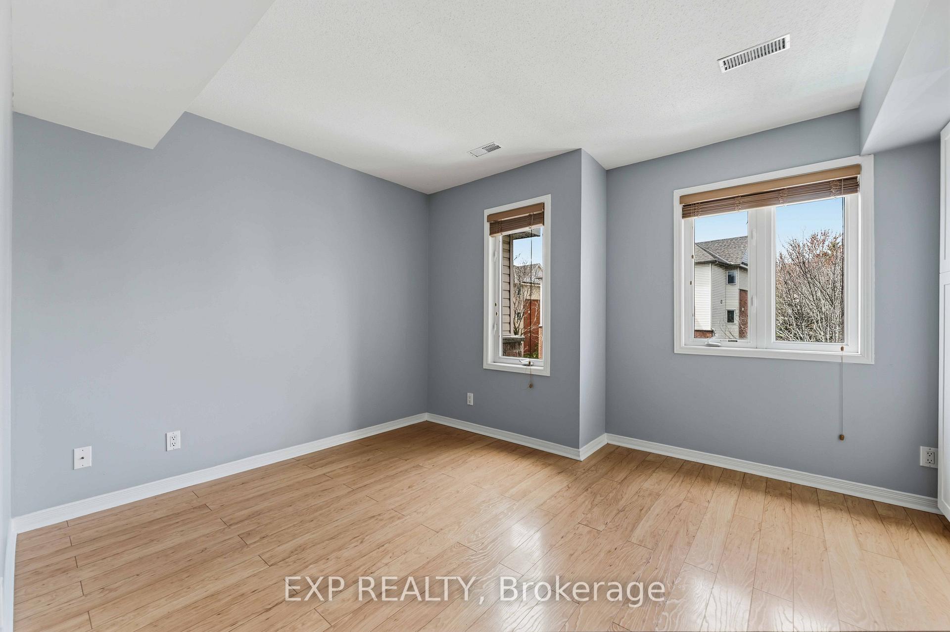 Photo 17 of 81 Strathaven Private, Ottawa, Cyrville — HOMEH