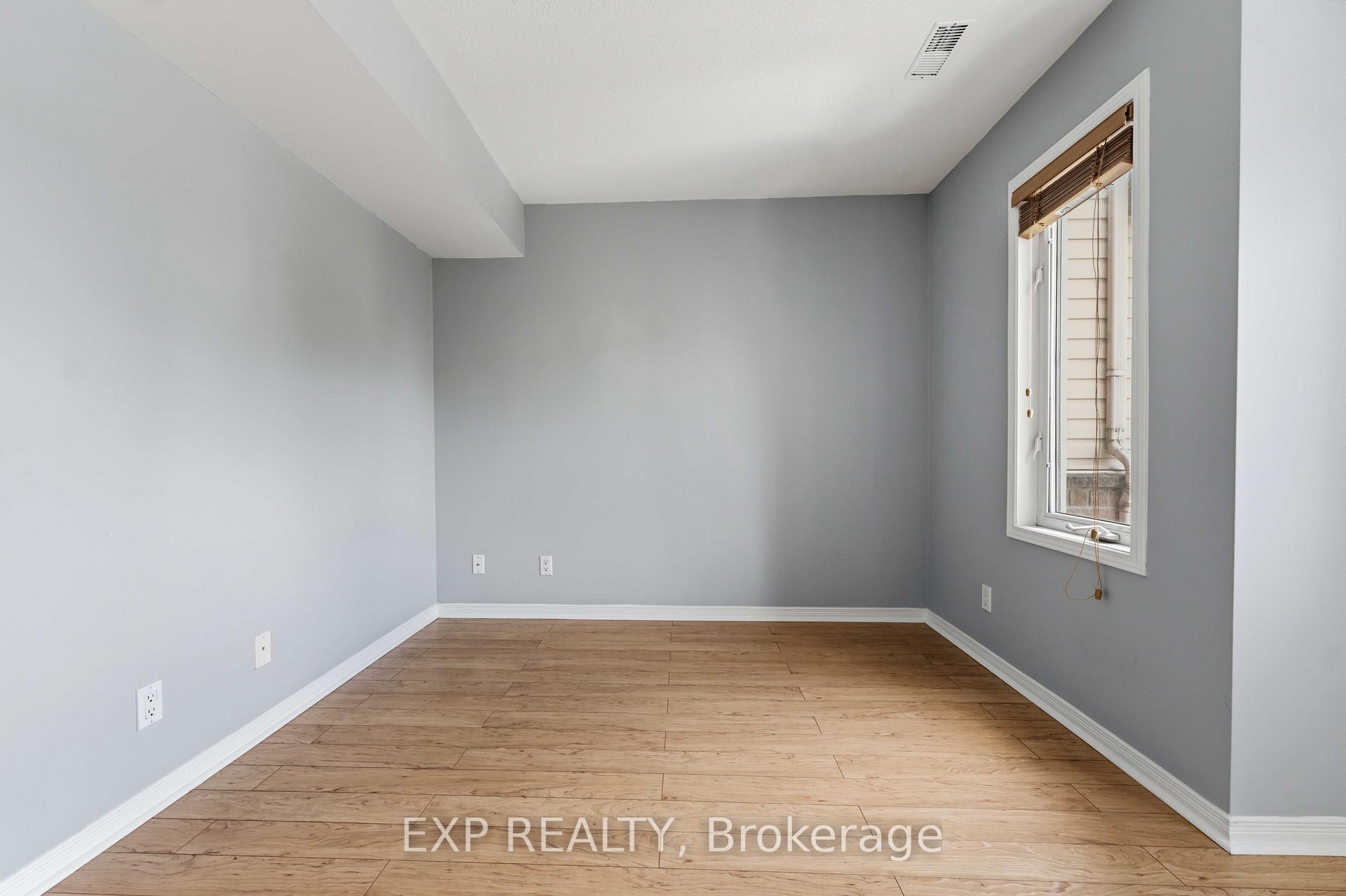 Photo 18 of 81 Strathaven Private, Ottawa, Cyrville — HOMEH