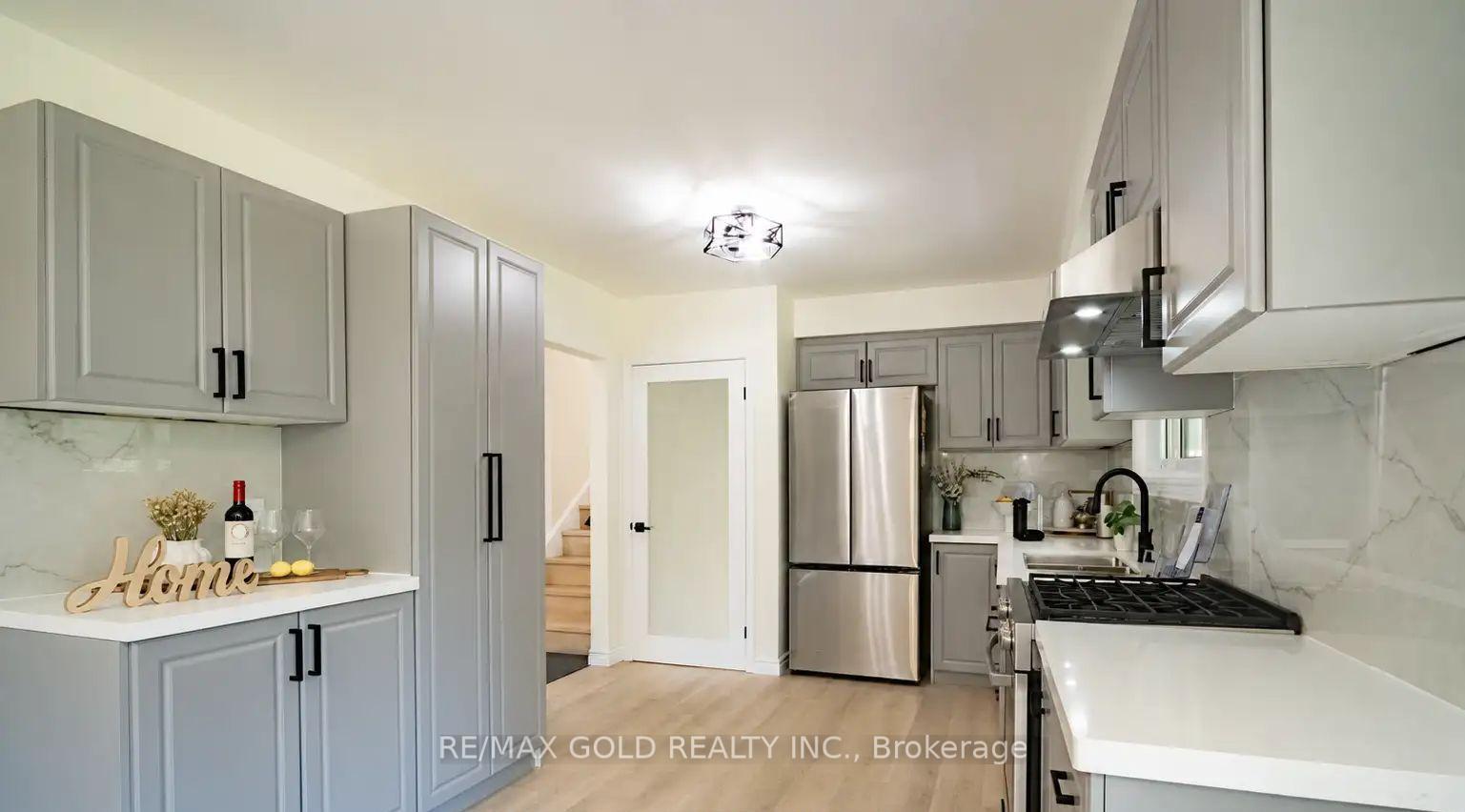 Photo 11 of 4682 Pinedale Drive, Niagara Falls, Morrison — HOMEH