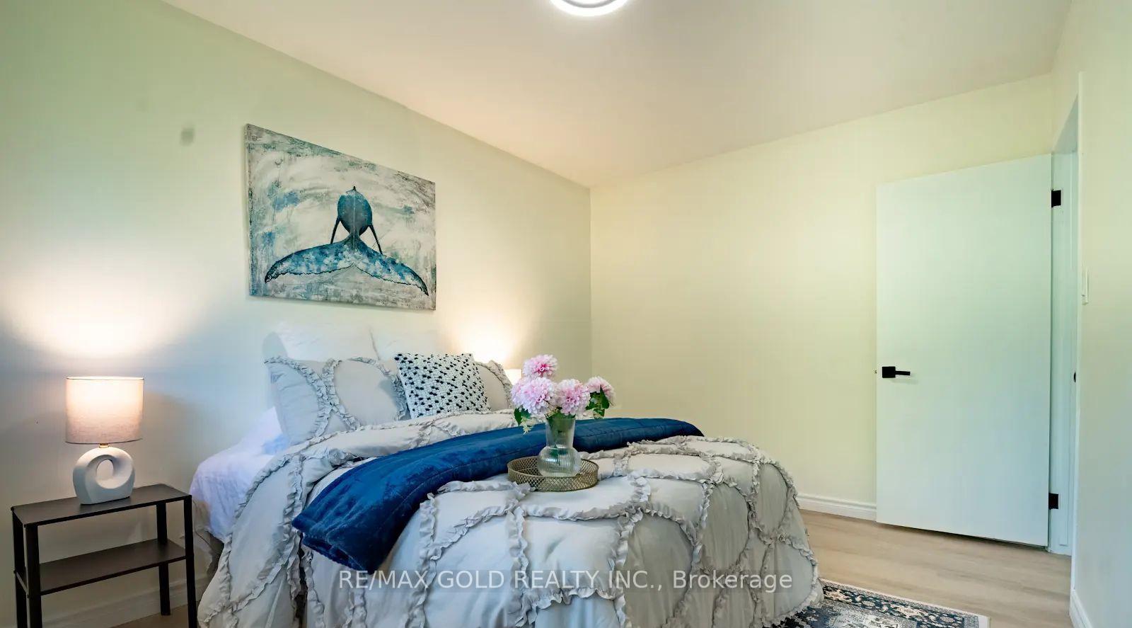 Photo 16 of 4682 Pinedale Drive, Niagara Falls, Morrison — HOMEH