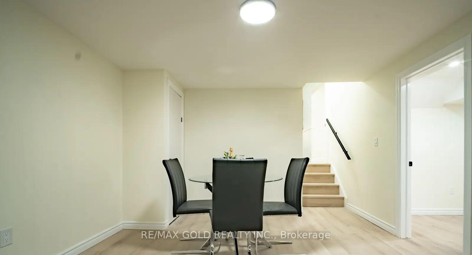 Photo 23 of 4682 Pinedale Drive, Niagara Falls, Morrison — HOMEH