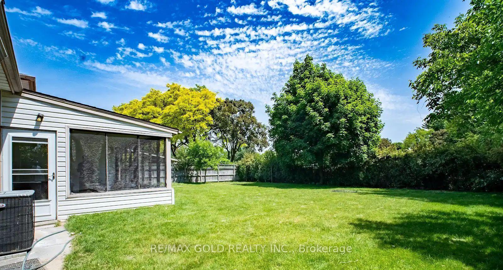 Photo 31 of 4682 Pinedale Drive, Niagara Falls, Morrison — HOMEH