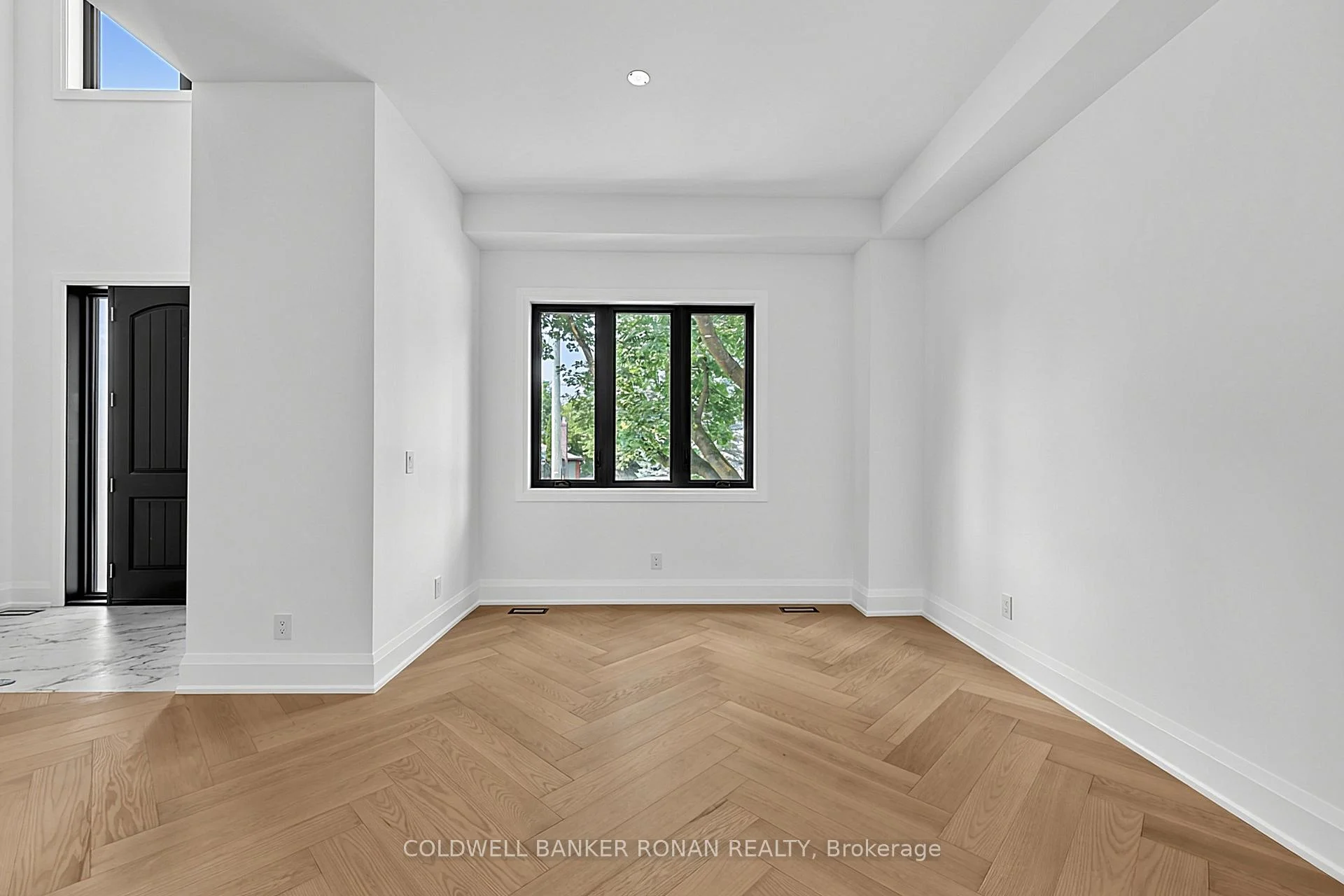 Photo 21 of 59 Walkem Drive, New Tecumseth, Tottenham — HOMEH