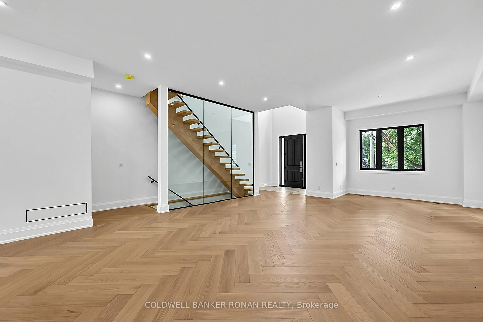 Photo 25 of 59 Walkem Drive, New Tecumseth, Tottenham — HOMEH