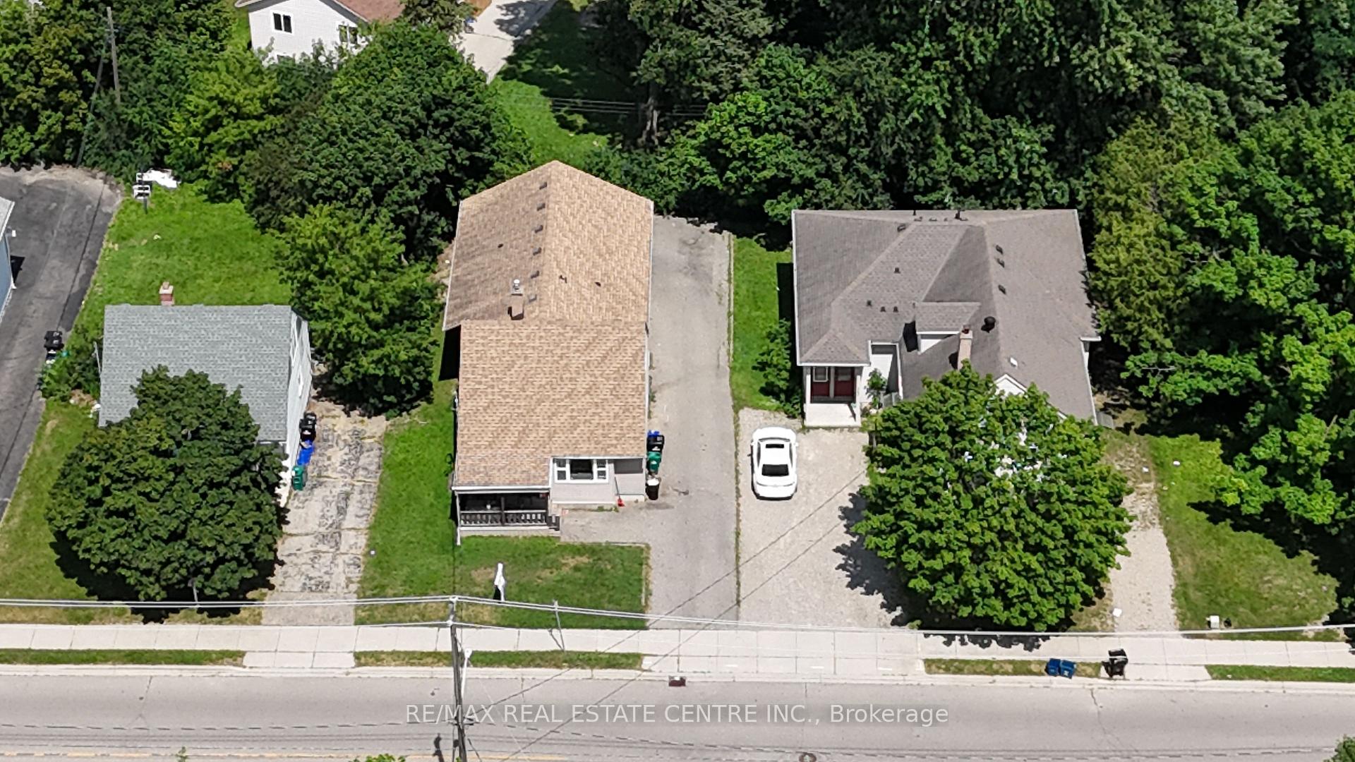Photo 2 of 266 Hazel Street, Waterloo, Beechwood/University — HOMEH