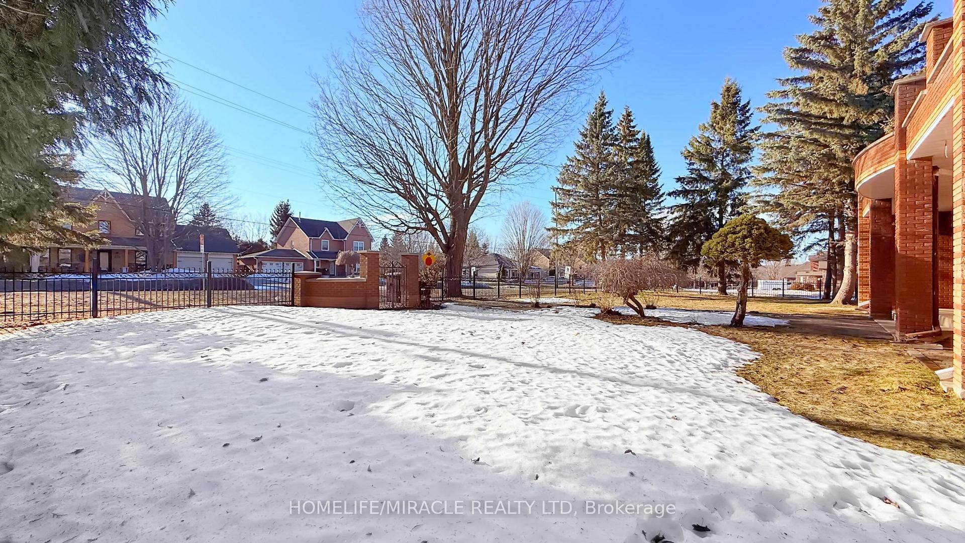Photo 7 of Unit Basement, 59 Centre Road, Uxbridge — HOMEH
