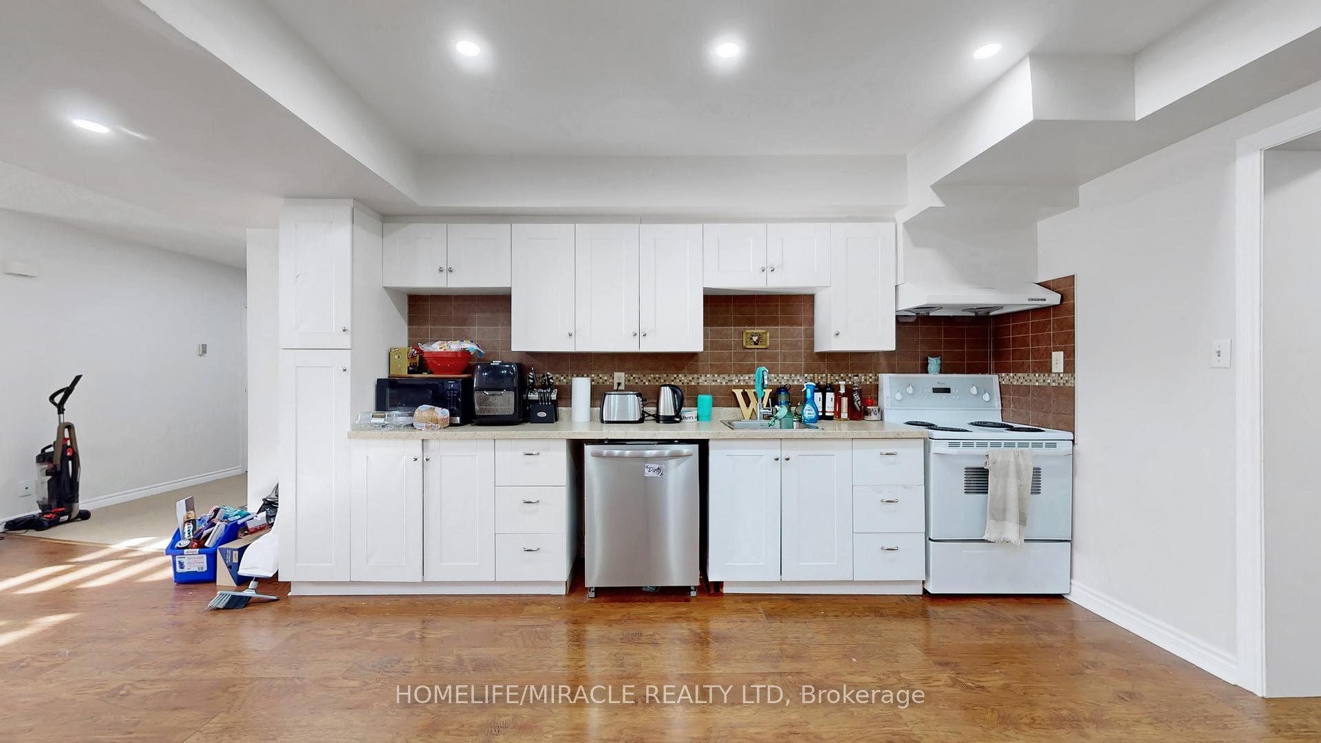 Photo 31 of Unit Basement, 59 Centre Road, Uxbridge — HOMEH