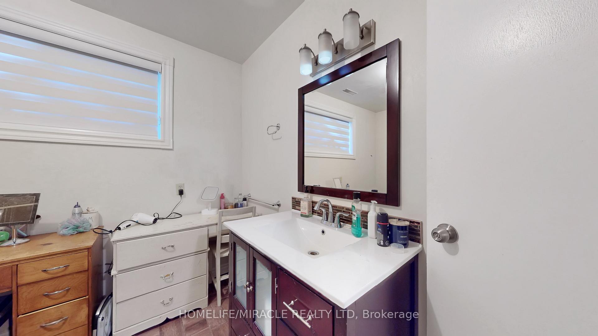 Photo 34 of Unit Basement, 59 Centre Road, Uxbridge — HOMEH