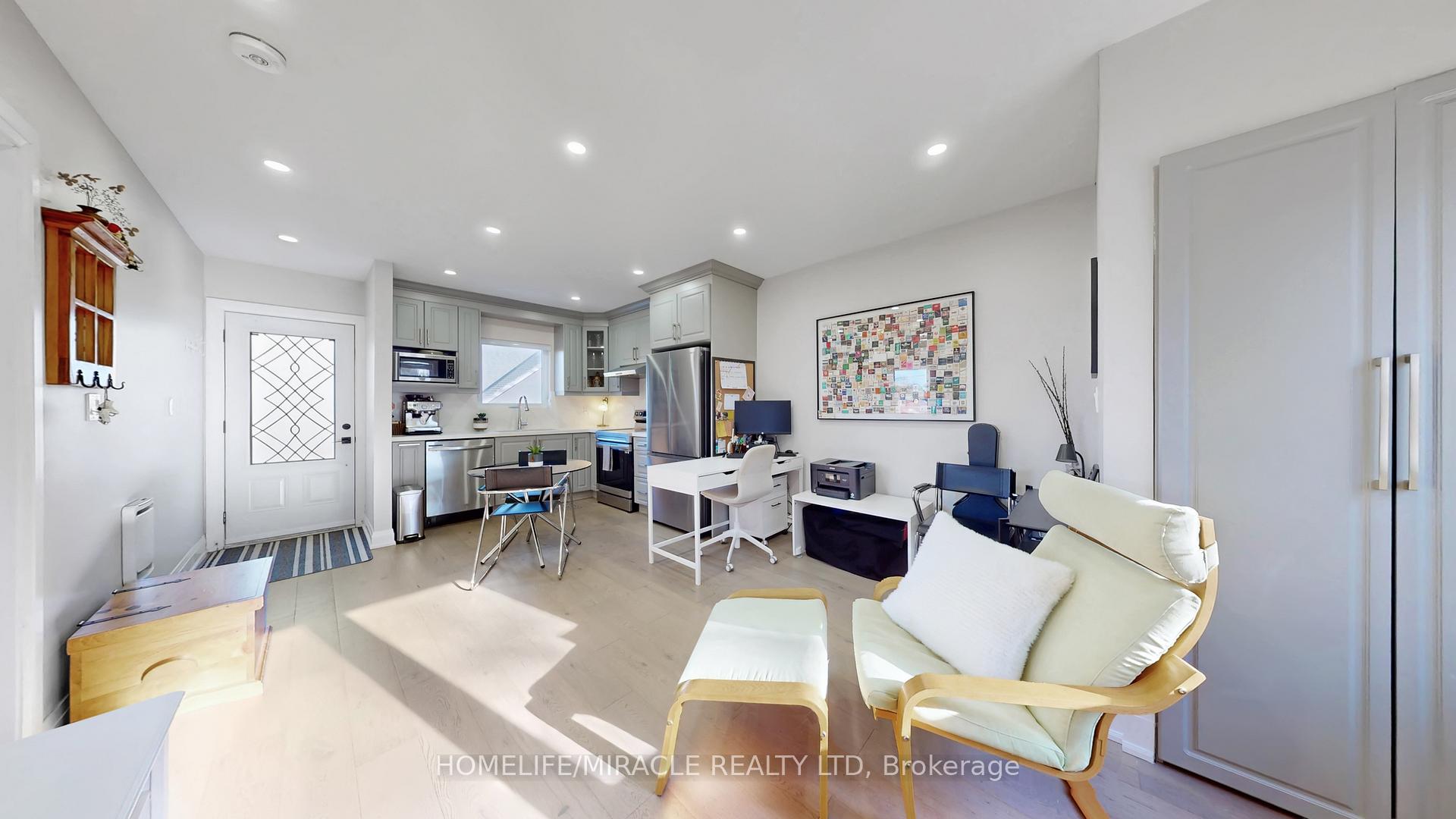 Photo 40 of Unit Basement, 59 Centre Road, Uxbridge — HOMEH