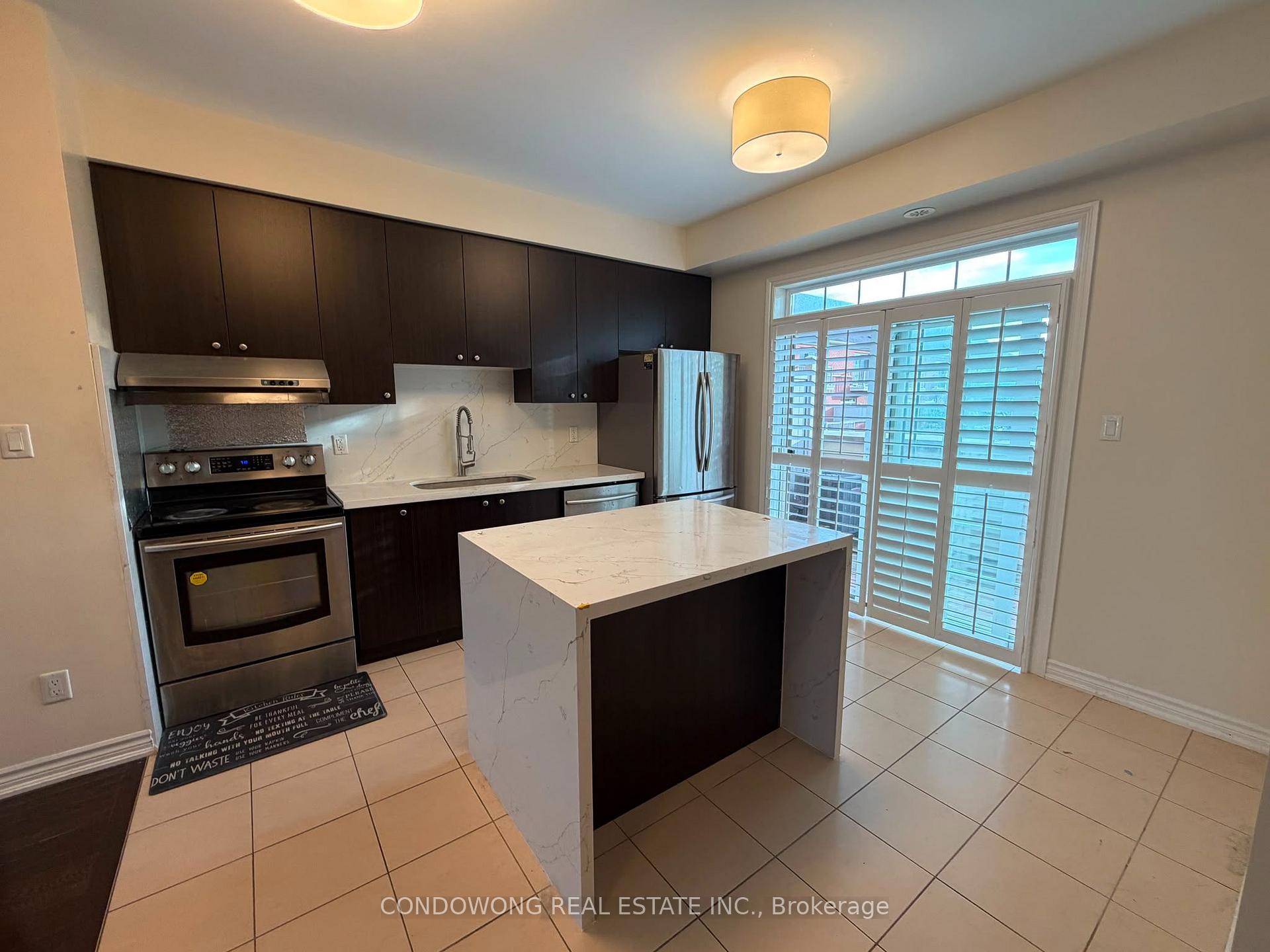 Photo 2 of 5 Vandaam Lane, Markham, Cathedraltown — HOMEH