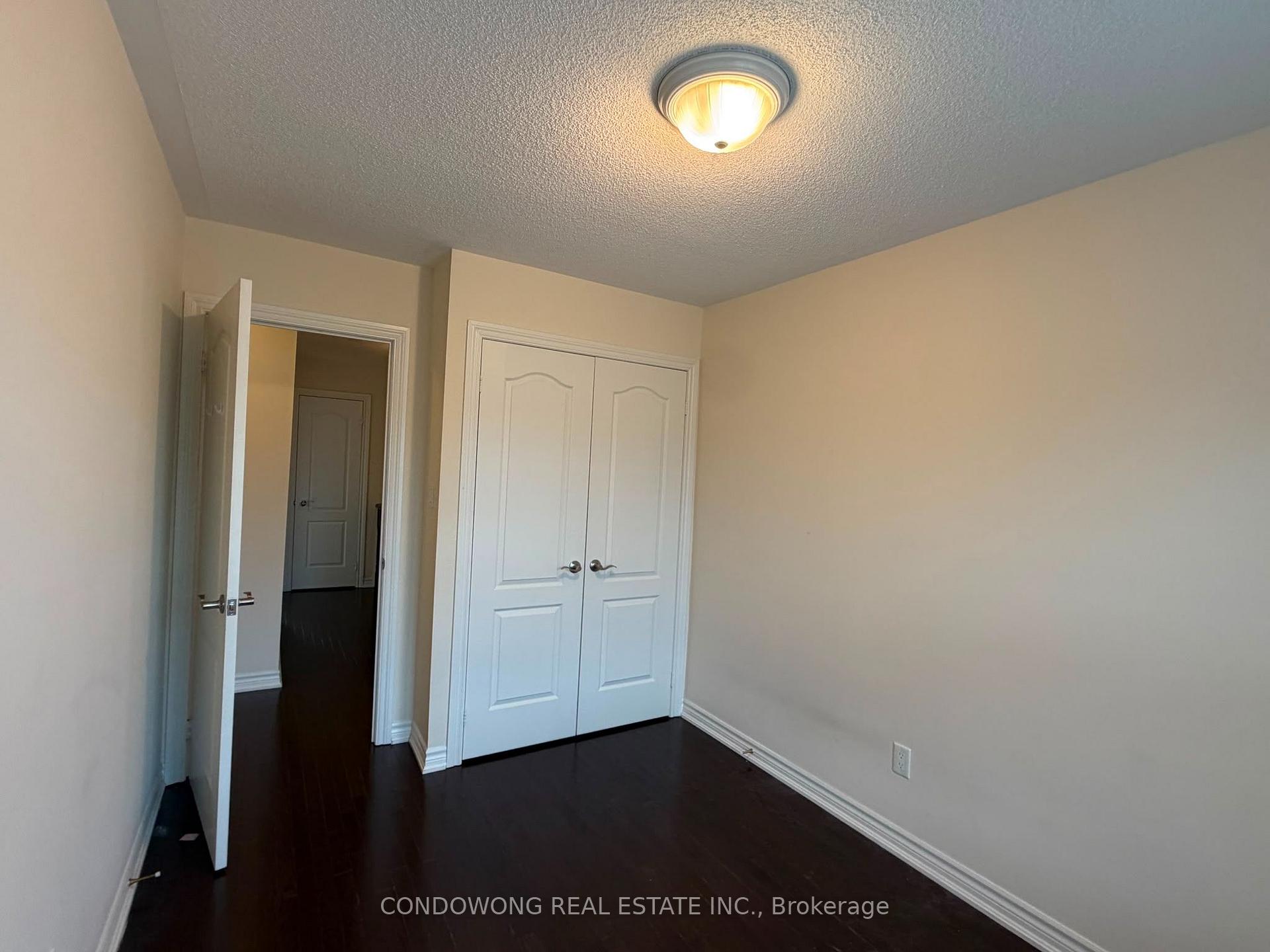 Photo 3 of 5 Vandaam Lane, Markham, Cathedraltown — HOMEH