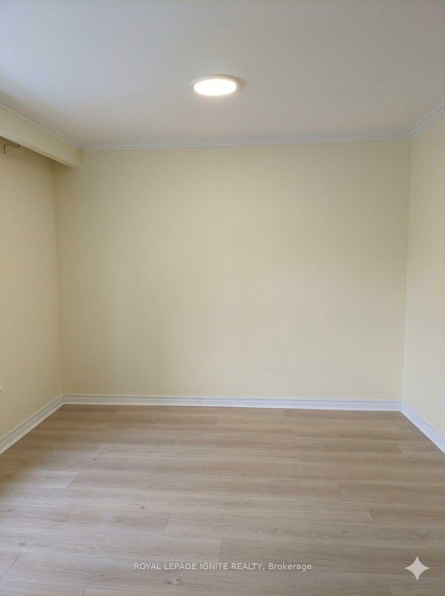 Photo 6 of Unit Main, 15 Beacham Crescent, Scarborough, Tam O'Shanter-Sullivan — HOMEH