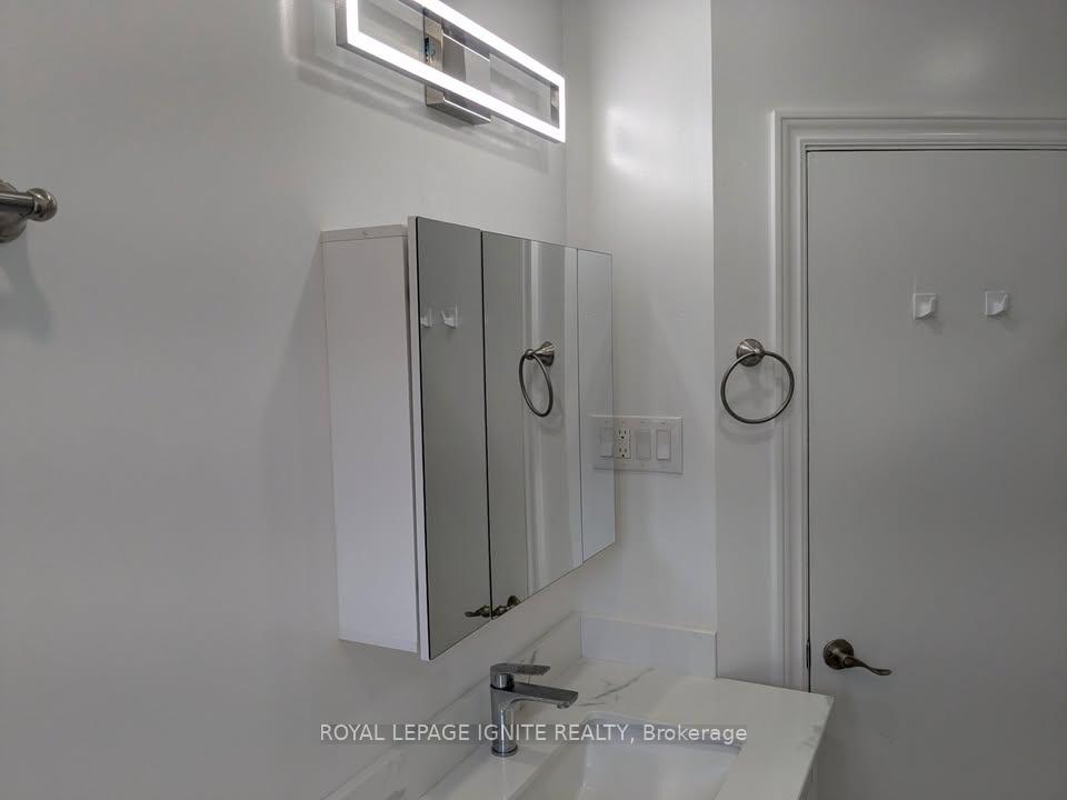 Photo 12 of Unit Main, 15 Beacham Crescent, Scarborough, Tam O'Shanter-Sullivan — HOMEH