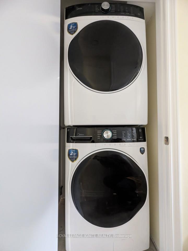 Photo 15 of Unit Main, 15 Beacham Crescent, Scarborough, Tam O'Shanter-Sullivan — HOMEH