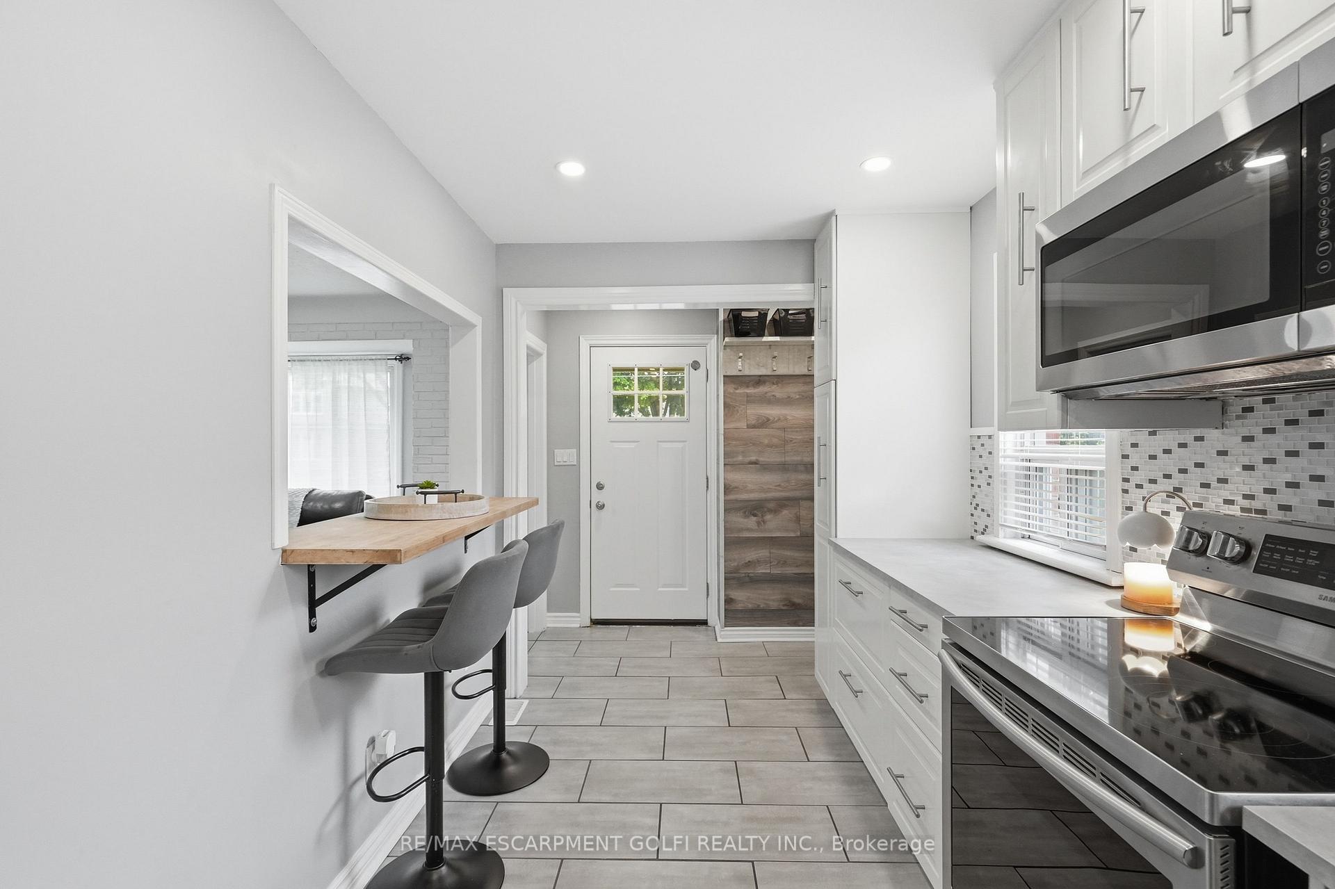 Photo 11 of 160 East 36th Street, Hamilton, Raleigh — HOMEH