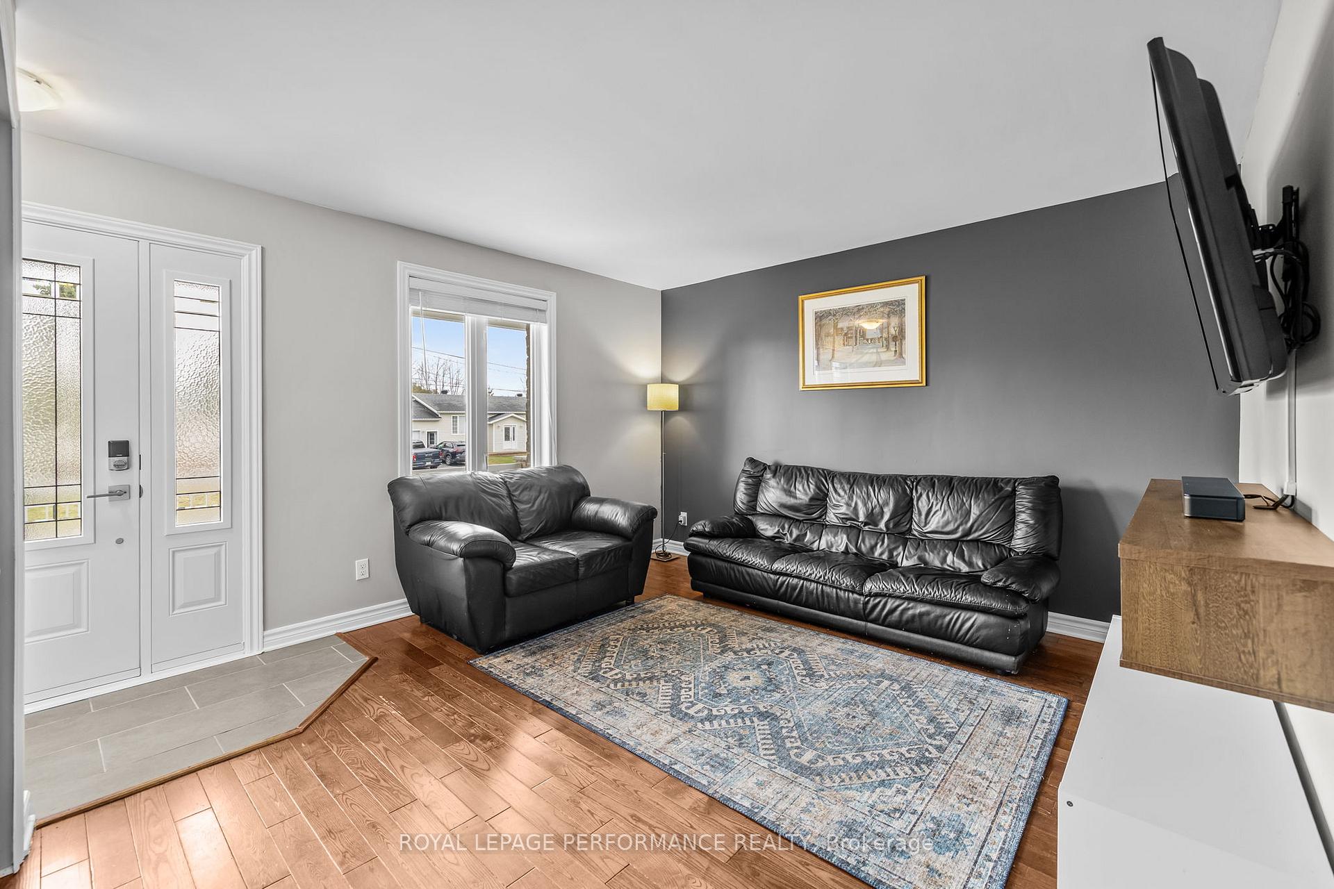 Photo 7 of 14 Maria Street, Casselman, Casselman — HOMEH