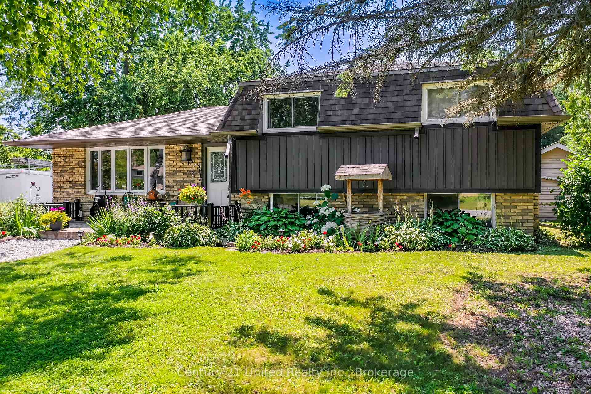 Photo 5 of 16 Janet Drive, Kawartha Lakes, Janetville — HOMEH