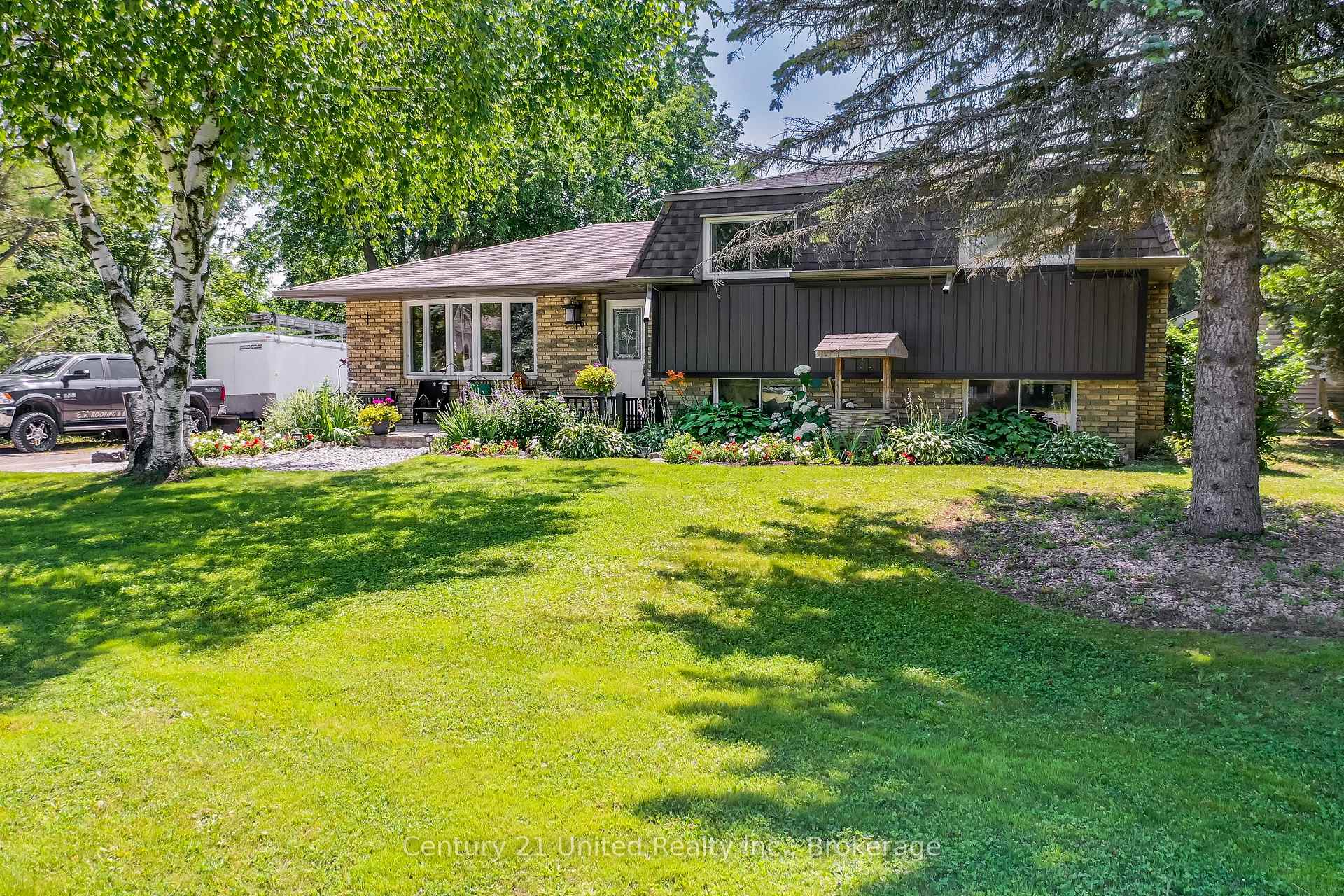 Photo 8 of 16 Janet Drive, Kawartha Lakes, Janetville — HOMEH