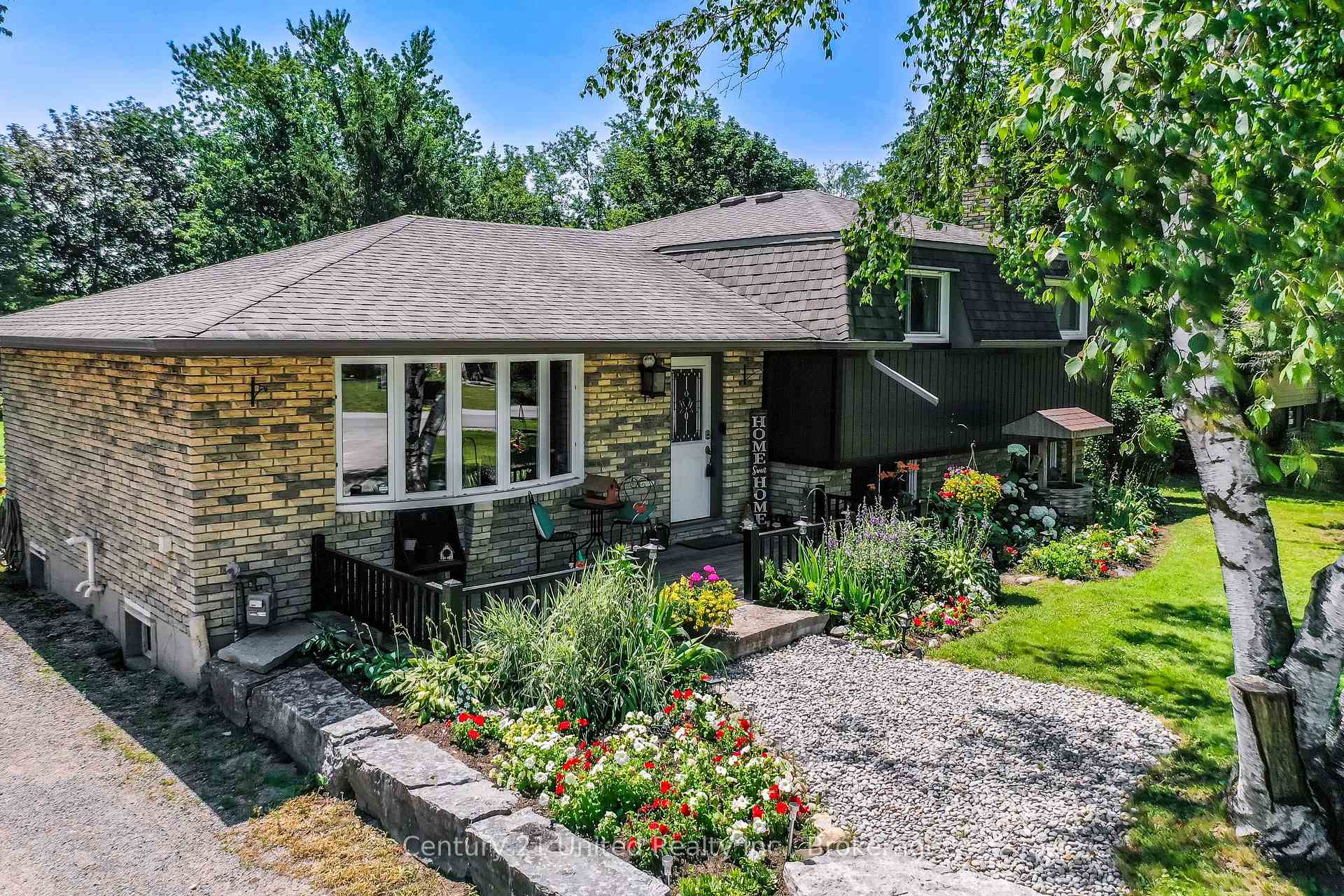 Photo 11 of 16 Janet Drive, Kawartha Lakes, Janetville — HOMEH