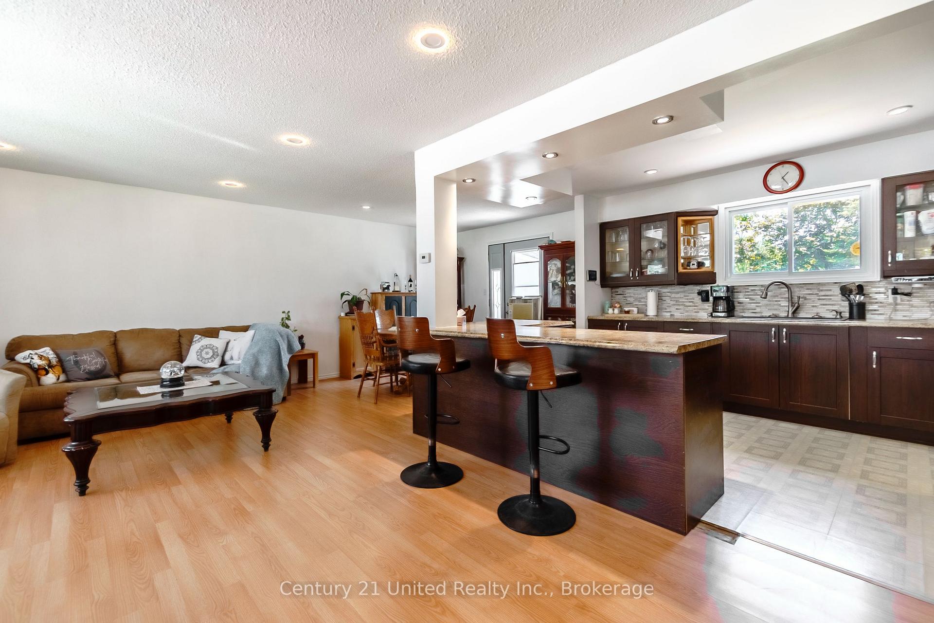 Photo 12 of 16 Janet Drive, Kawartha Lakes, Janetville — HOMEH