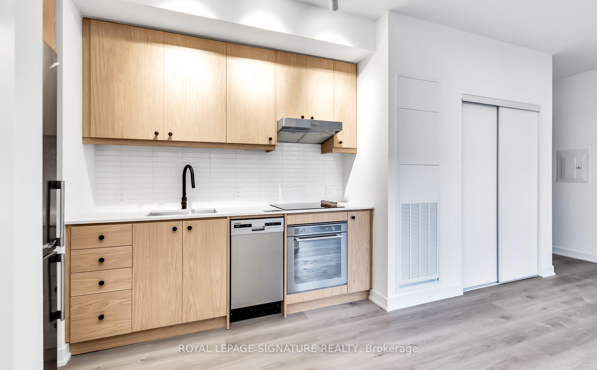 Photo 13 of Unit 503, 9 Tecumseth Street, Toronto, Niagara — HOMEH