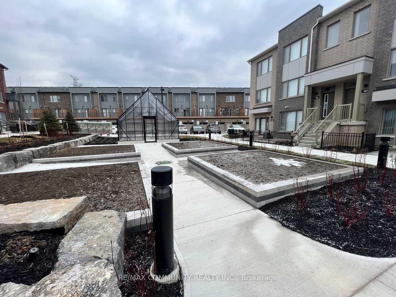 Photo 2 of Unit 701, 1525 Kingston Road, Pickering, Town Centre — HOMEH