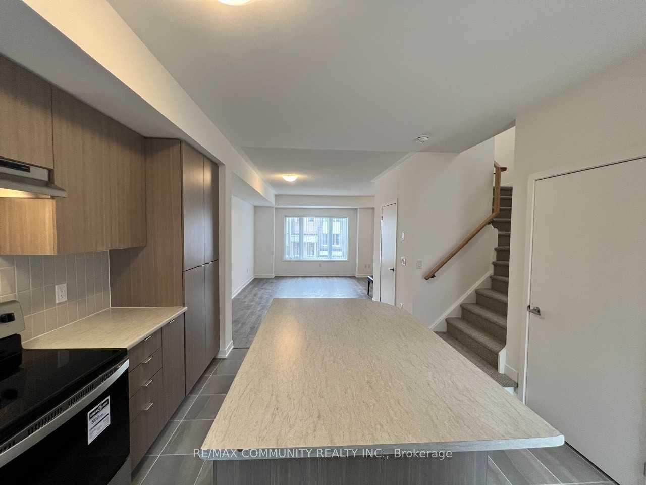 Photo 15 of Unit 701, 1525 Kingston Road, Pickering, Town Centre — HOMEH