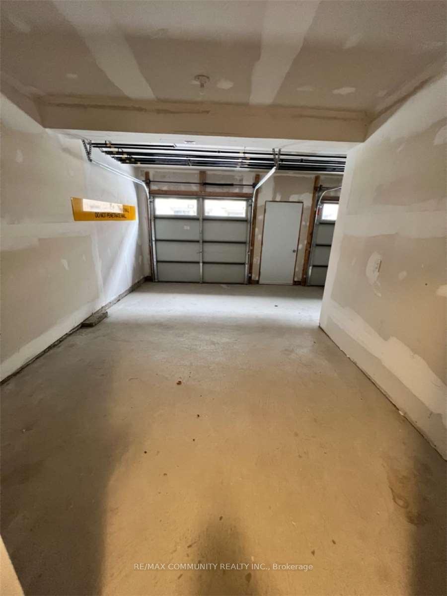 Photo 32 of Unit 701, 1525 Kingston Road, Pickering, Town Centre — HOMEH