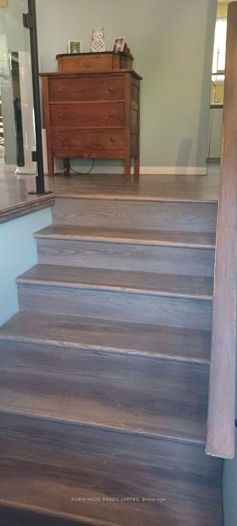 Photo 6 of 112 Borland Street E, Orillia — HOMEH