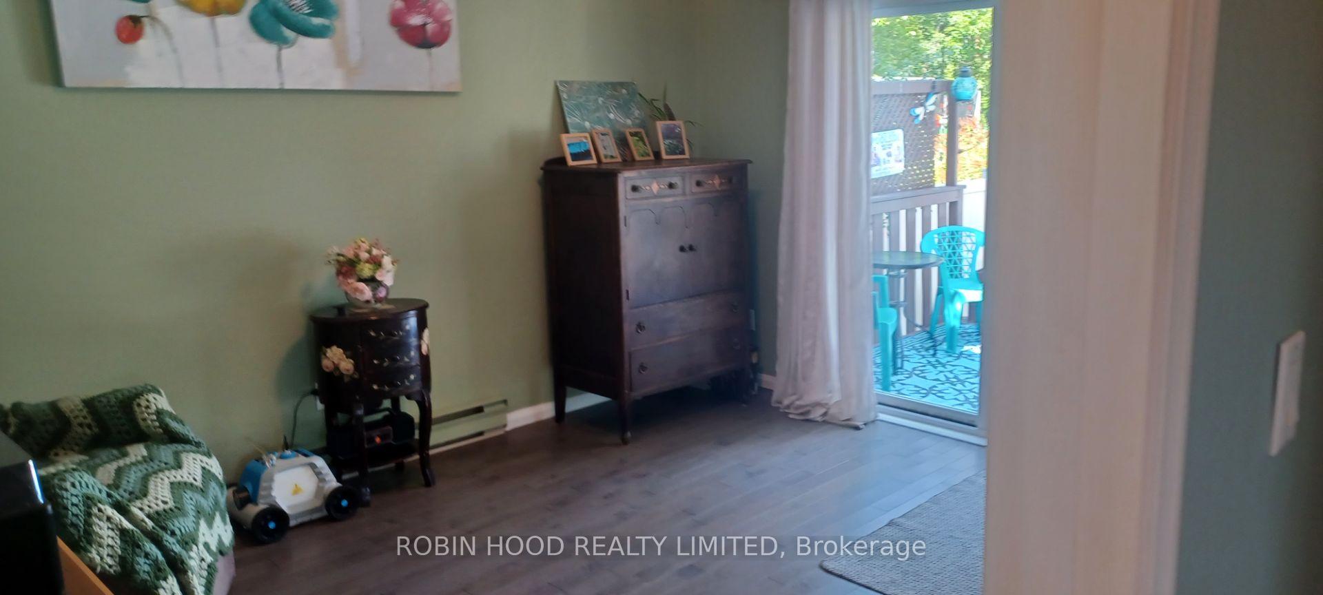Photo 13 of 112 Borland Street E, Orillia — HOMEH