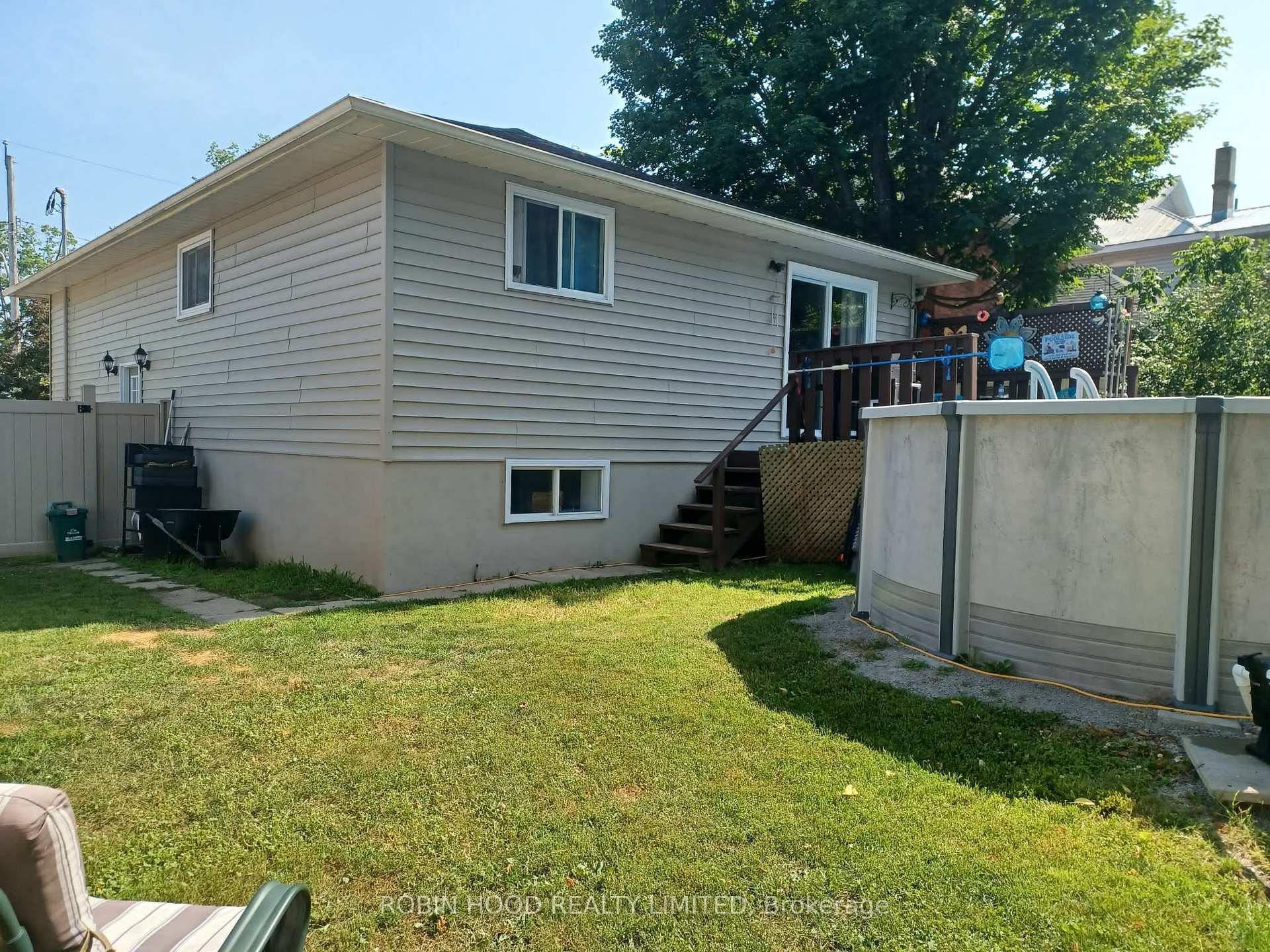 Photo 29 of 112 Borland Street E, Orillia — HOMEH