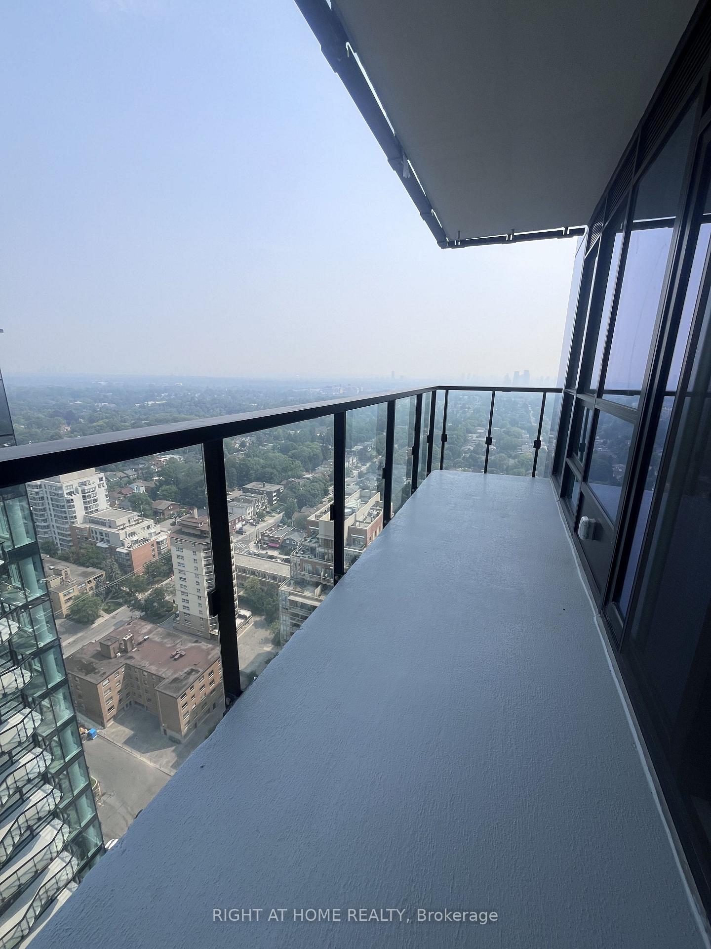 Photo 21 of Unit 2909S, 110 Broadway Avenue, Toronto, Mount Pleasant West — HOMEH