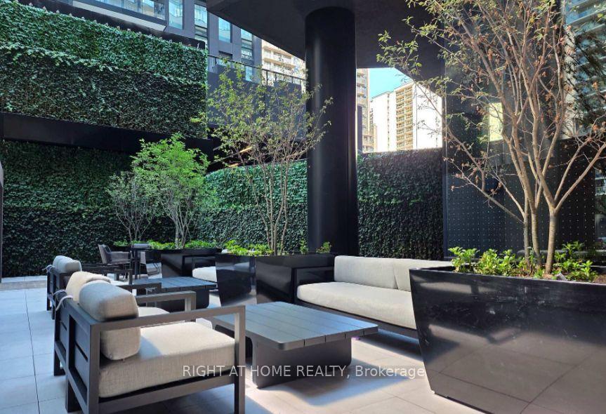 Photo 29 of Unit 2909S, 110 Broadway Avenue, Toronto, Mount Pleasant West — HOMEH