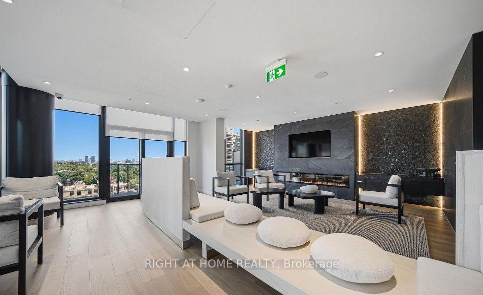 Photo 40 of Unit 2909S, 110 Broadway Avenue, Toronto, Mount Pleasant West — HOMEH
