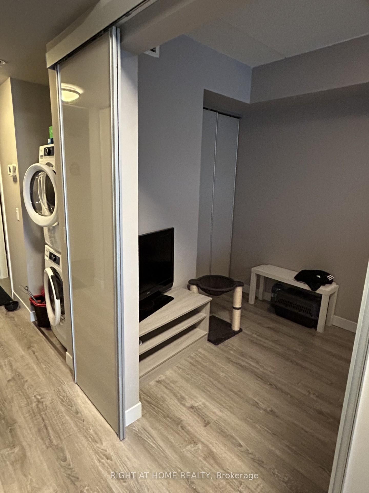 Photo 5 of Unit 505, 250 Albert Street, Waterloo, Downtown Waterloo — HOMEH
