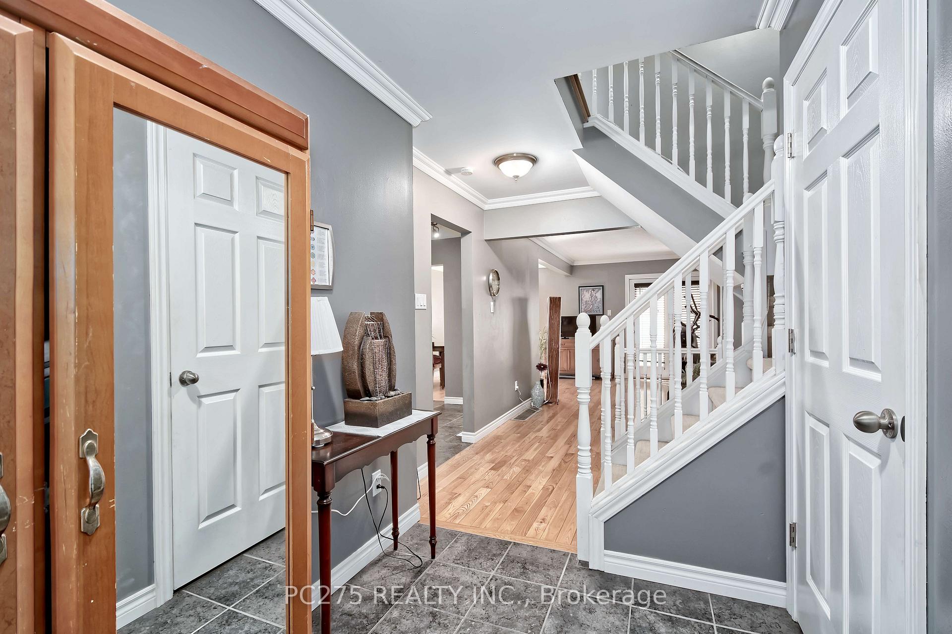 Photo 4 of Unit 15, 669 Osgoode Drive, London, South Y — HOMEH